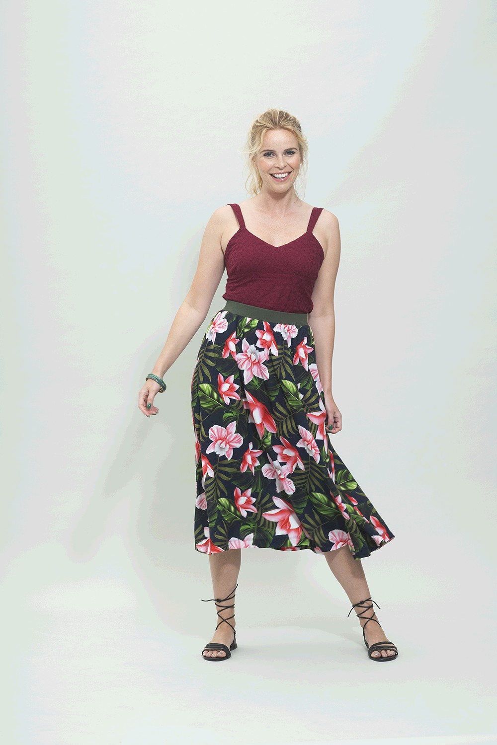 Liljat kreppikangas musta - Image 2